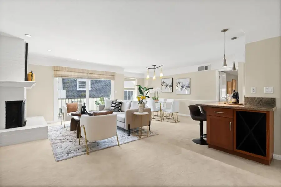 445 Oak Grove Avenue #15, Menlo Park, CA 94025 - Image #3