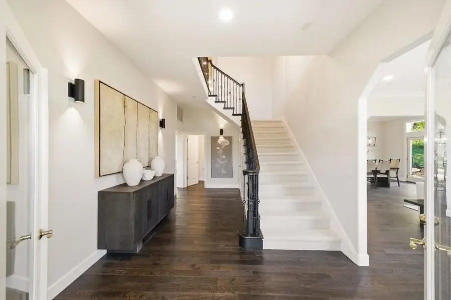 18400 Lakeview Court, Los Gatos, CA 95033 - Image #2