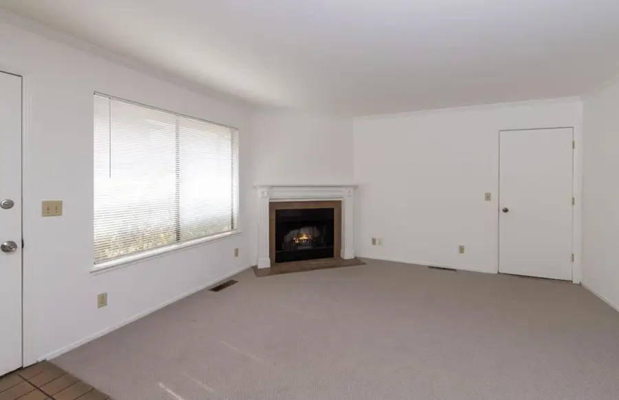 216 Green Meadow Drive #C, Watsonville, CA 95076 - Image #3