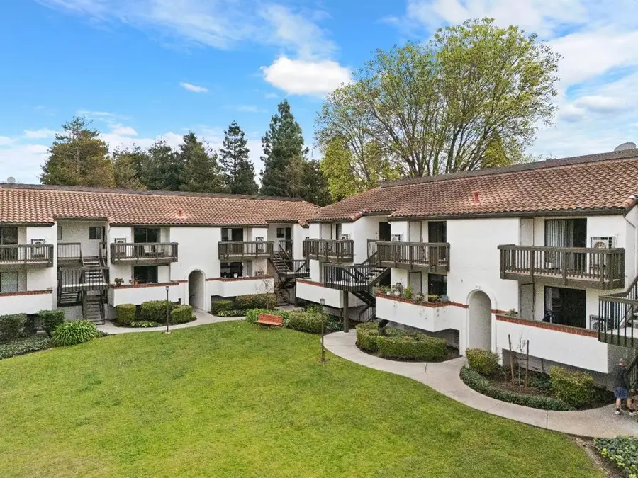 712 San Conrado Terrace #4, Sunnyvale, CA 94085 - #3