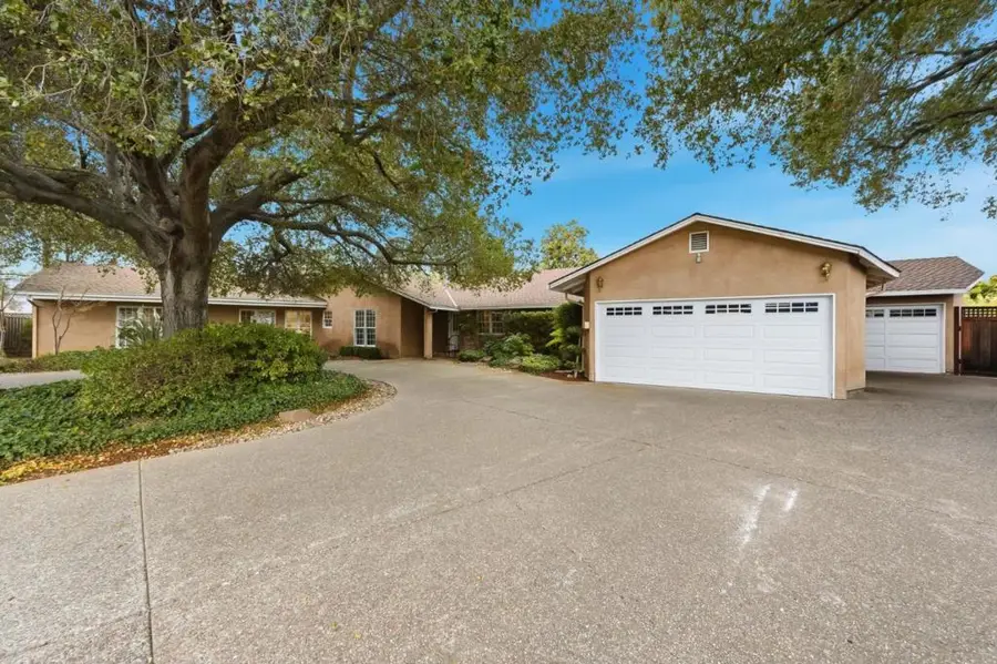 11915 Shadybrook Court, Saratoga, CA 95070 - #2