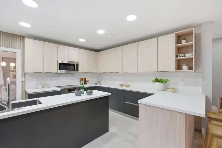 1450 Valcartier Drive, Sunnyvale, CA 94087 - #3