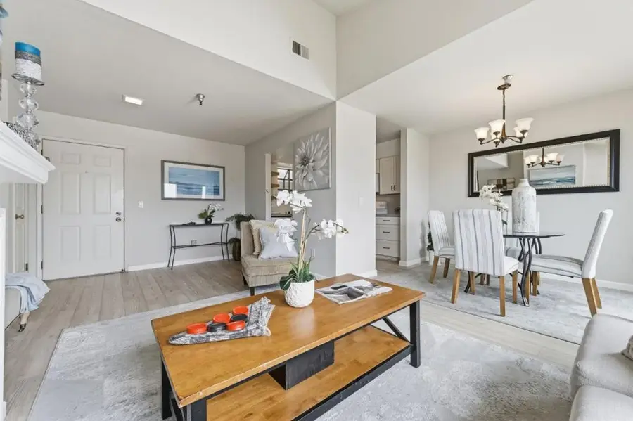 711 S Bayshore Boulevard #29, San Mateo, CA 94402 - #3