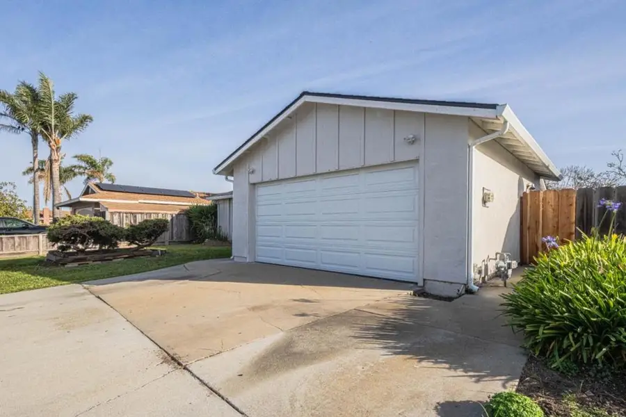 18594 Northridge Drive, Salinas, CA 93906 - #2