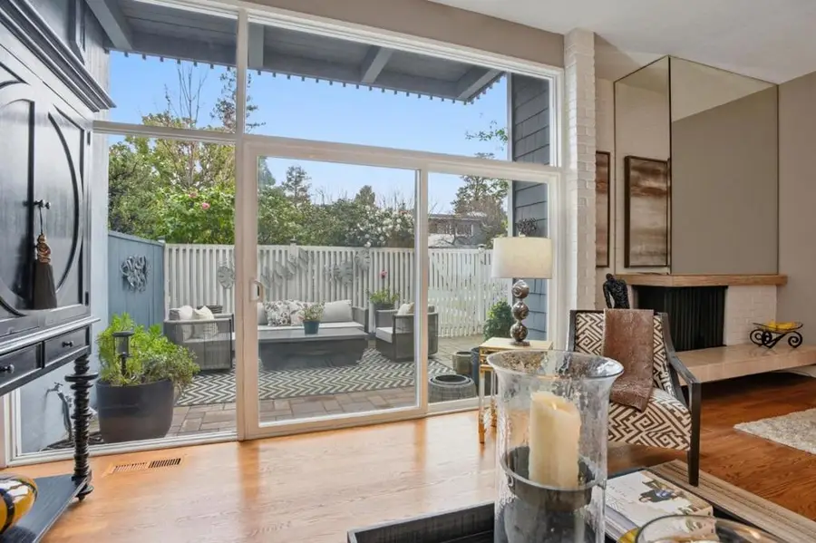 653 Fox Court, Redwood City, CA 94061 - #3