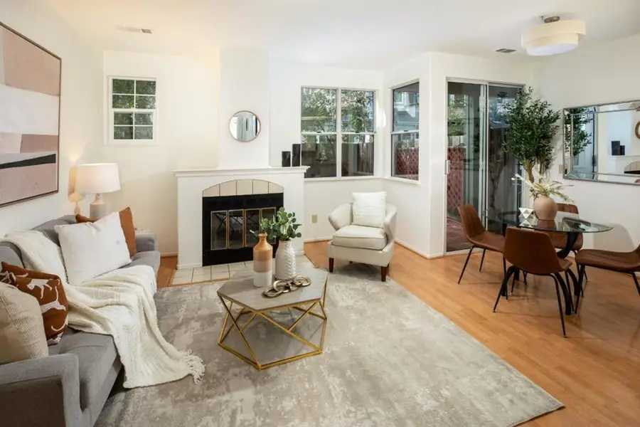 426 Hillwood Court #303, Mountain View, CA 94040 - #2