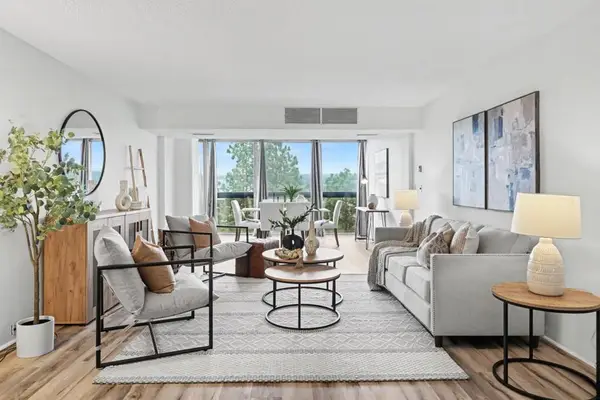 101 Alma Street #904, Palo Alto, CA 94301