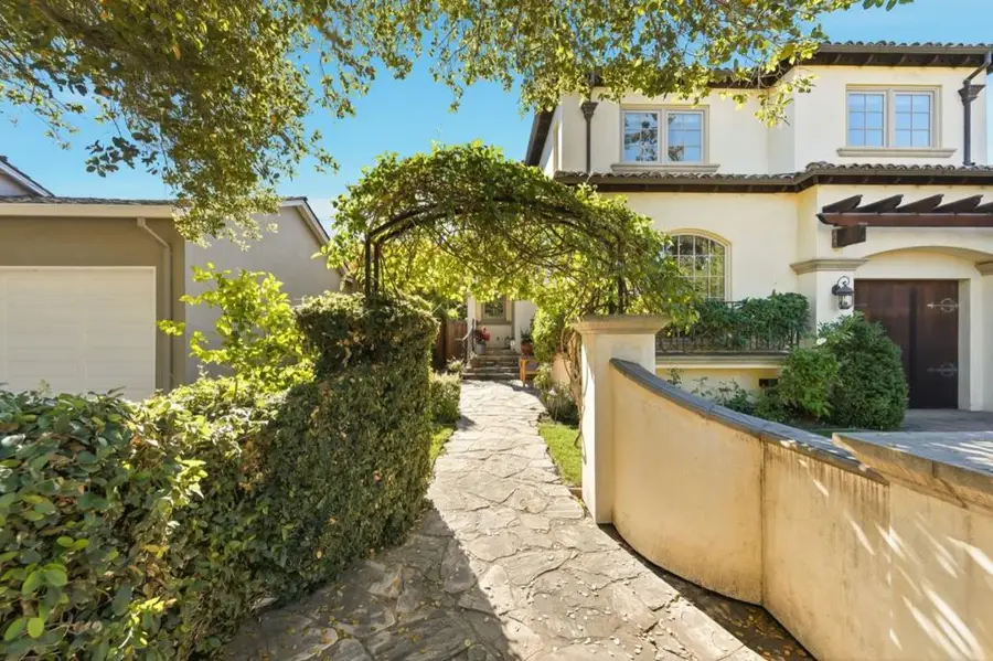 926 Rosewood Avenue, San Carlos, CA 94070 - #2