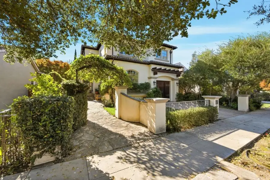 926 Rosewood Avenue, San Carlos, CA 94070 - #3