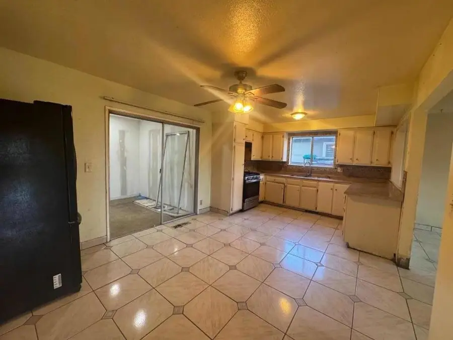 337 War Admiral Avenue, San Jose, CA 95111 - #3