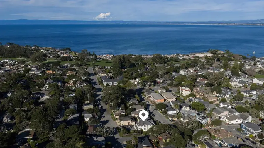 226 Willow Street, Pacific Grove, CA 93950 - #2