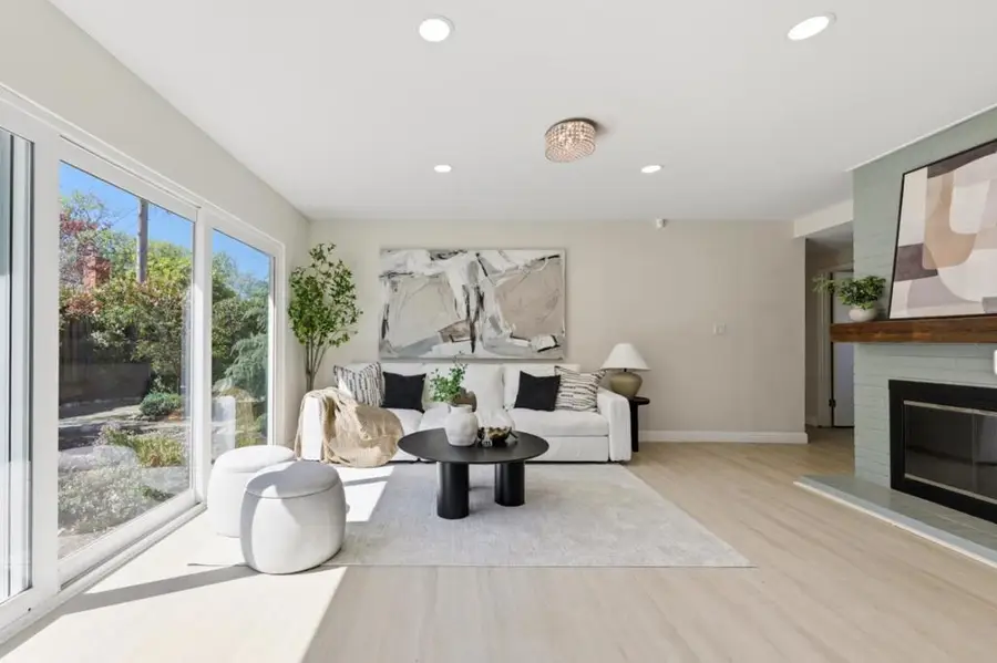 2242 Cabrillo Avenue, Santa Clara, CA 95050 - #3