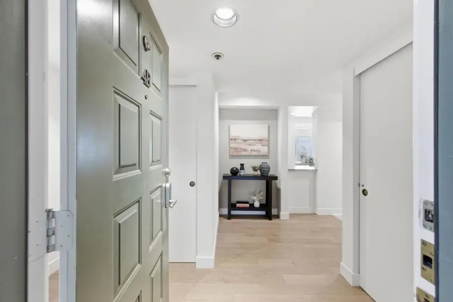 165 Forest Avenue #4B, Palo Alto, CA 94301 - #3