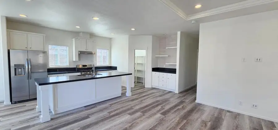 500 W 10th Street, Gilroy, CA 95020 - #3