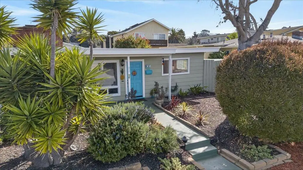 22 Melway Circle, Monterey, CA 93940 - #1