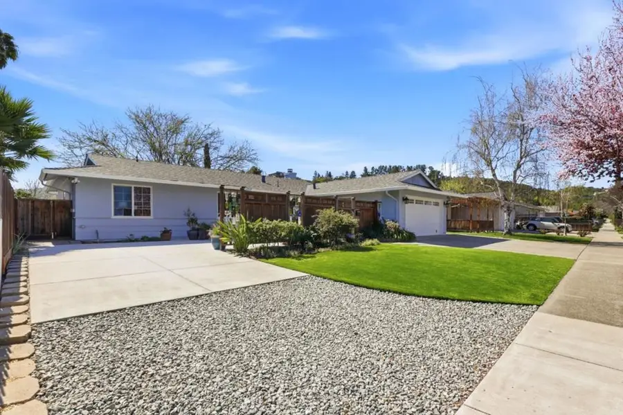 1392 Mantelli Drive, Gilroy, CA 95020 - #2