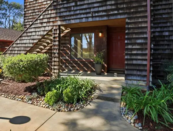 1555 Hecker Pass Road #H102, Gilroy, CA 95020