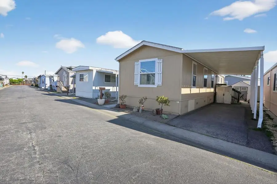 1040 38th Avenue, Santa Cruz, CA 95062 - #2
