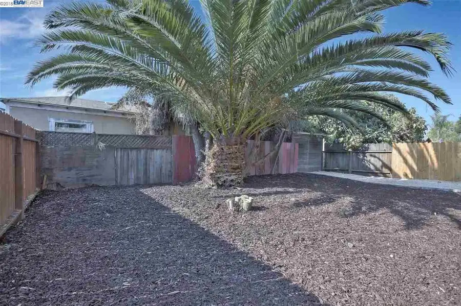 1753 Church Street, Oakland, CA 94621 - #2