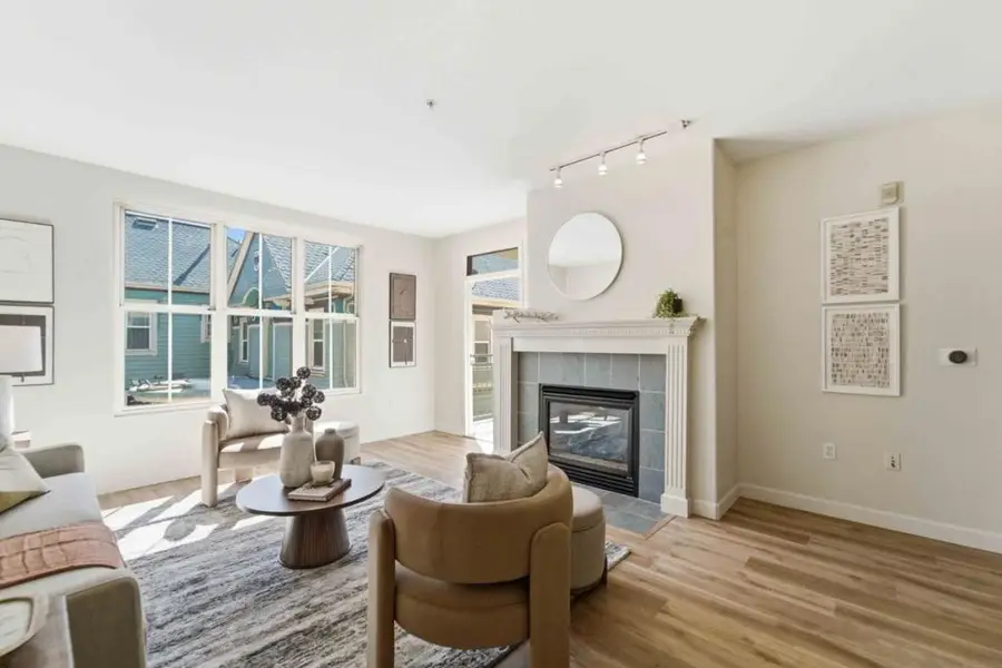 30 E Julian Street #208, San Jose, CA 95112 - #3