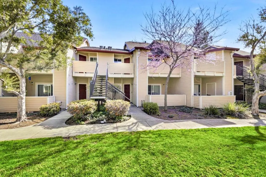 1066 Cedar Gables Drive, San Jose, CA 95118 - #1