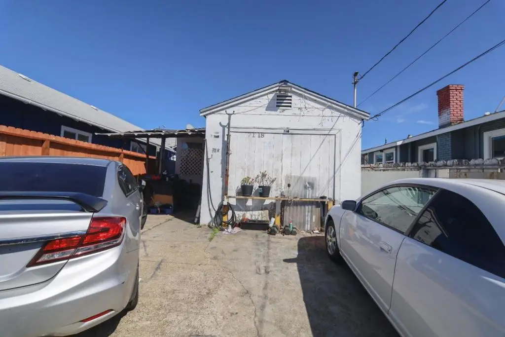 7118 Halliday Avenue, Oakland, CA 94605 - #1