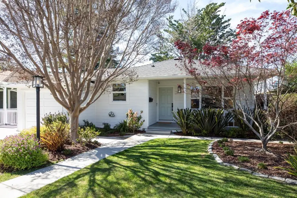 1067 17th Avenue, Redwood City, CA 94063 - #1