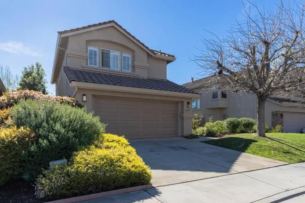 25215 Azalea Court, Salinas, CA 93908 - #1