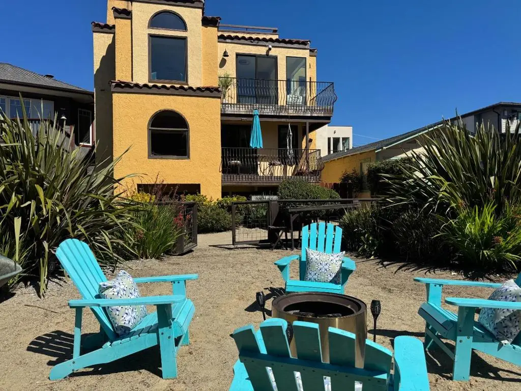 327 Riverview Avenue #C, Capitola, CA 95010 - #1