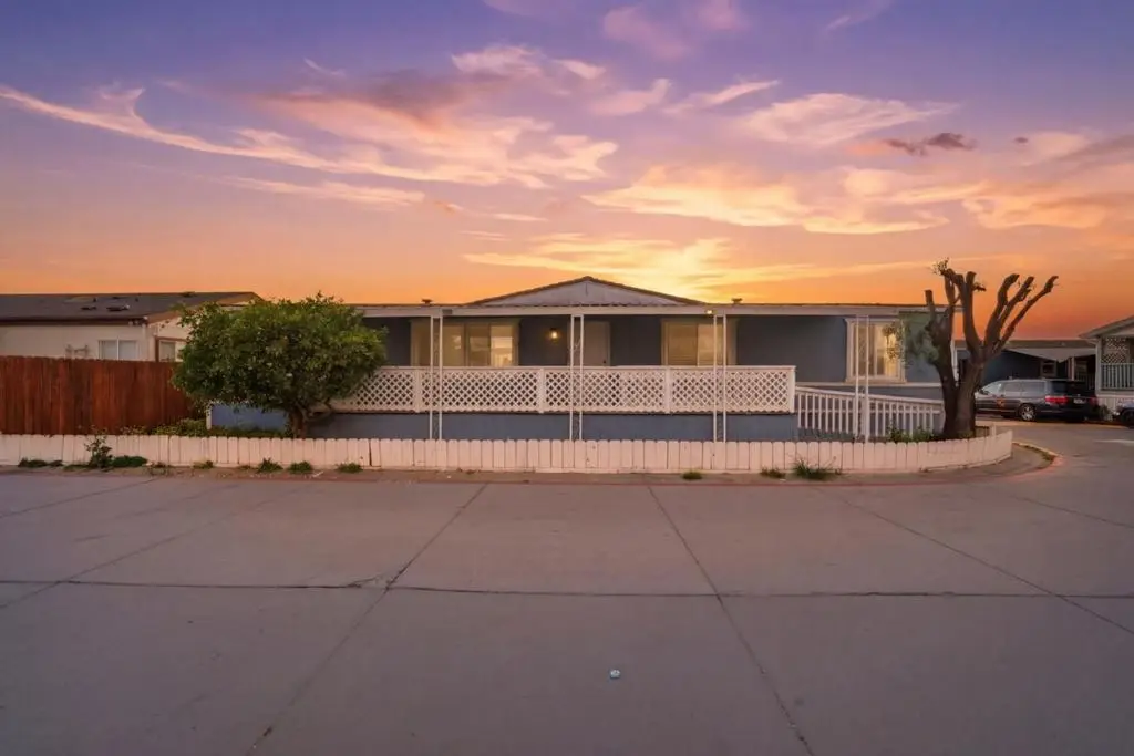 174 Redwood Drive, Hollister, CA 95023 - #1