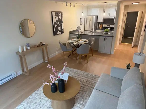 222 Laurel Street #105, San Carlos, CA 94070