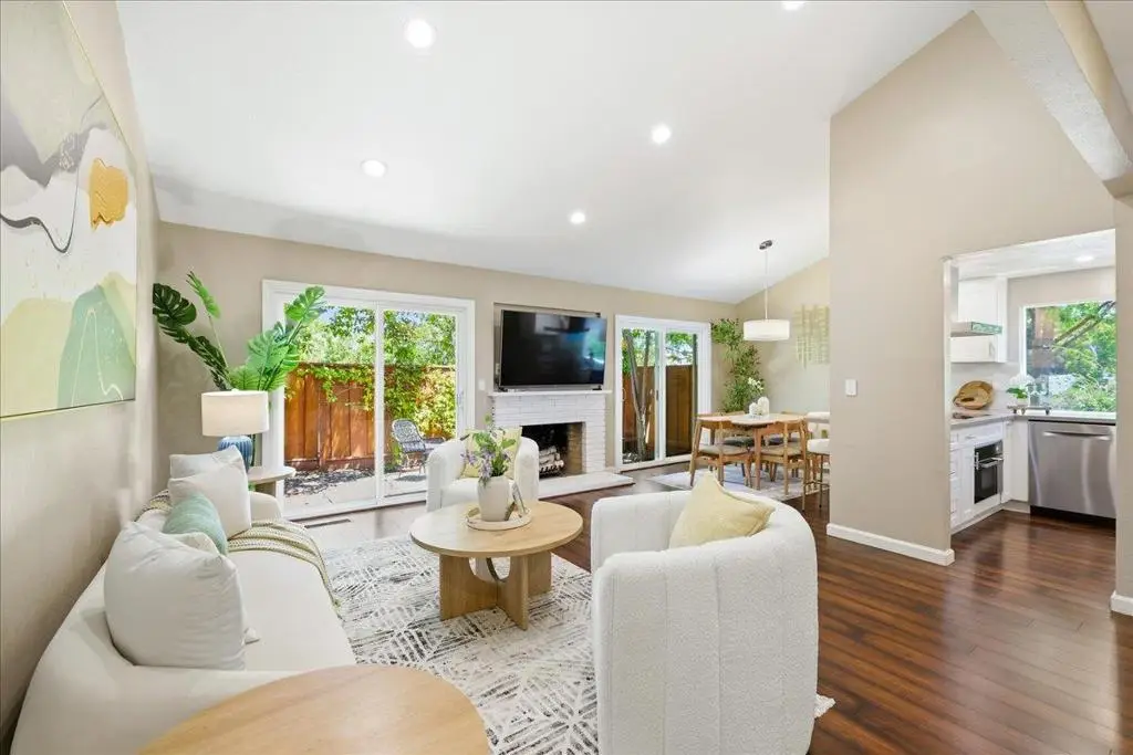 20052 Northcrest Square, Cupertino, CA 95014 - #1