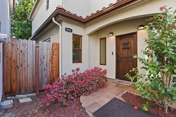 933 Felicidad Court, San Jose, CA 95117