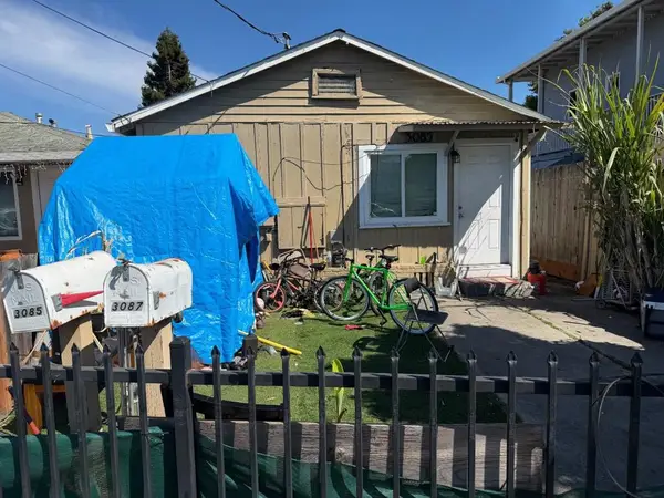 3085 William Avenue, Redwood City, CA 94063