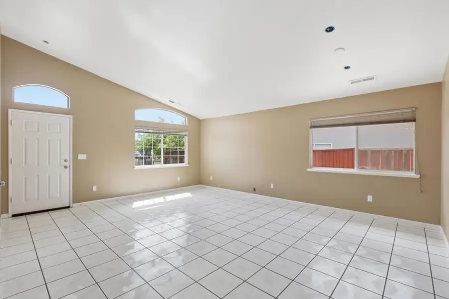 449 Sage Court, Soledad, CA 93960 - #2