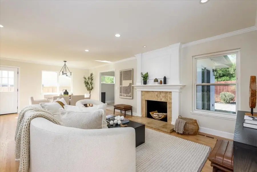 Address Withheld By Seller, Redwood City, CA 94061 - #3