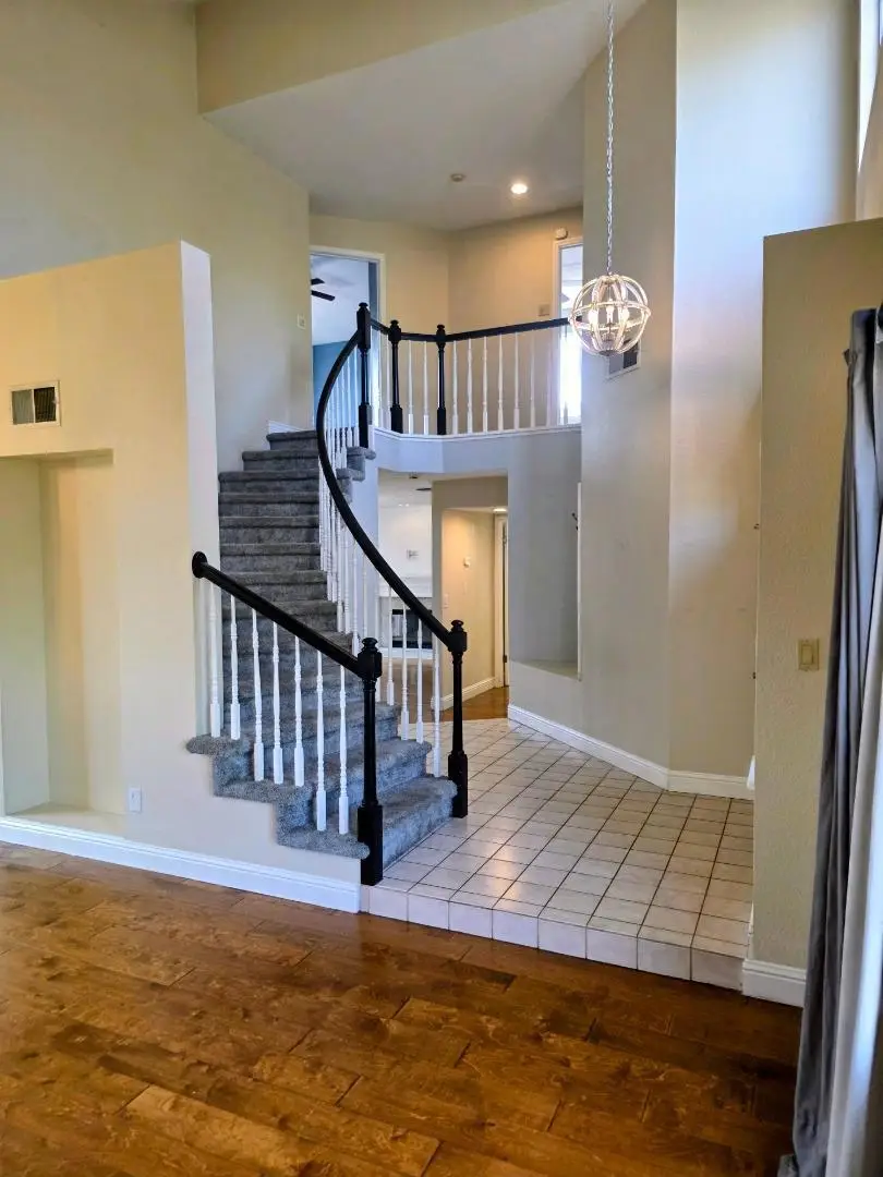 2212 Thurton Drive, Roseville, CA 95747 - #2