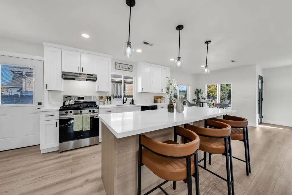 1539 San Fernando, San Jose, CA 95116 - #1