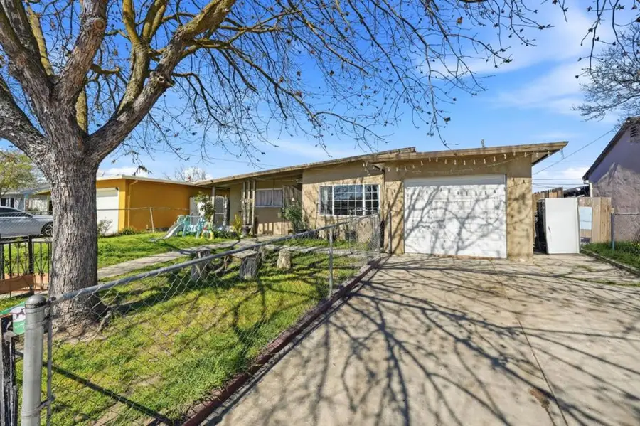 333 W 4th Street, Stockton, CA 95206 - #3