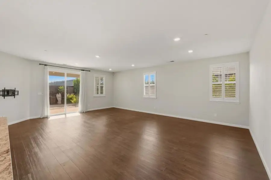 608 Somerset Way, Patterson, CA 95363 - #3
