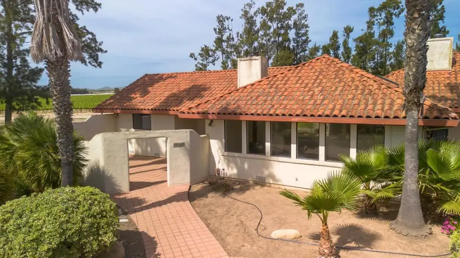 31021 Camphora Road, Soledad, CA 93960 - #2