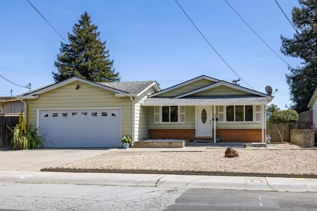 25 Holm Road, Watsonville, CA 95076 - #1