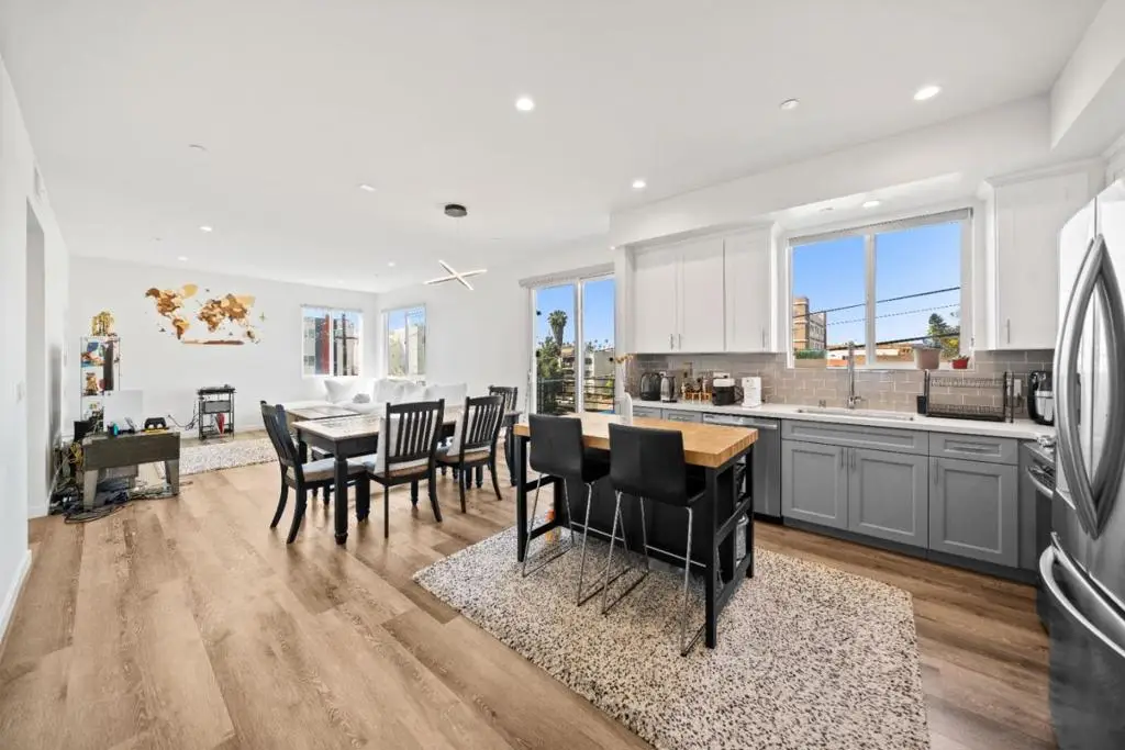 1055 S Serrano Avenue #305, Los Angeles, CA 90006 - #1