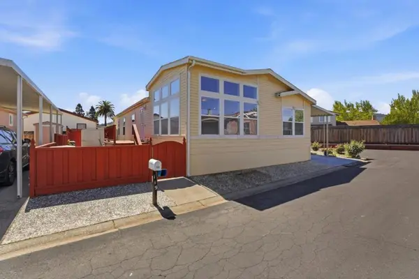 500 W 10th Street, Gilroy, CA 95020