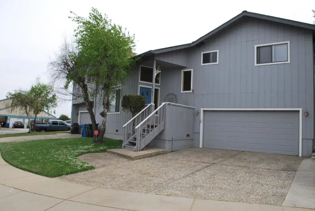 18761 Eisenhower Street, Salinas, CA 93906 - #1