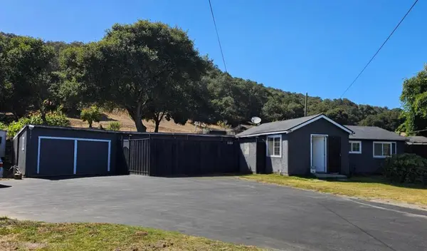 205 Las Lomas Drive, Royal Oaks, CA 95076
