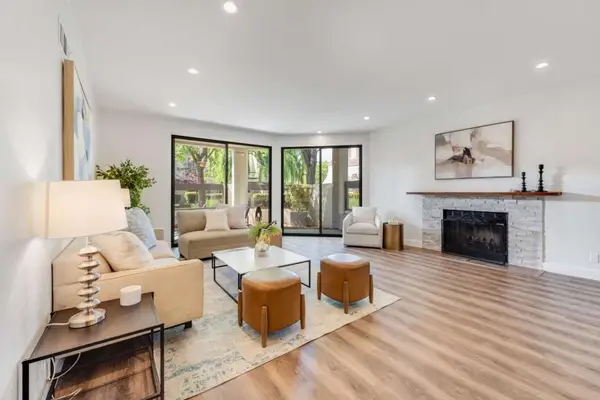 540 Shorebird Circle #21106, Redwood City, CA 94065