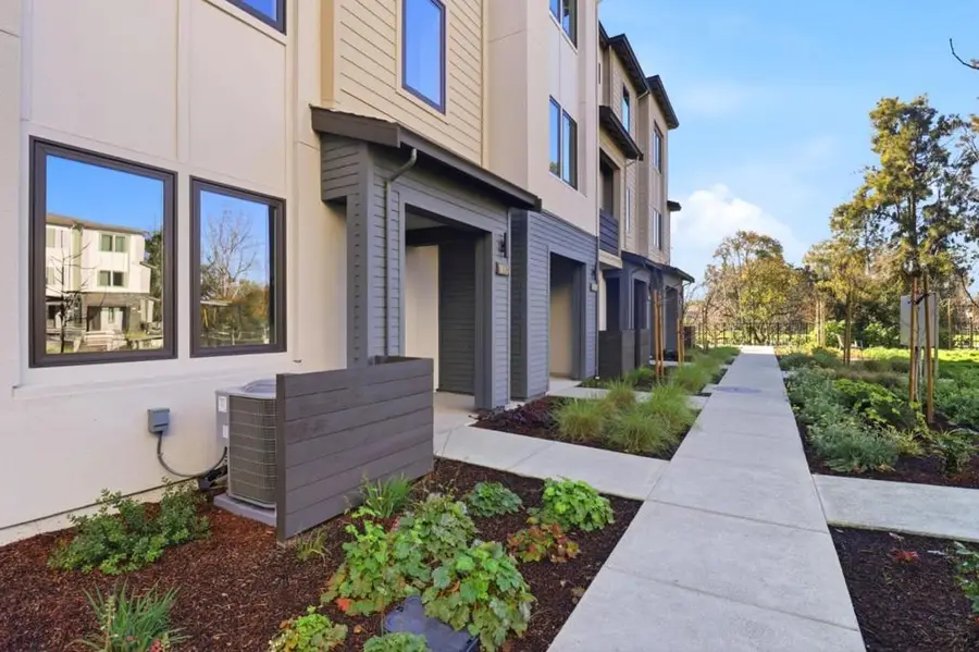 1129 Esther Court, Palo Alto, CA 94303 - #2