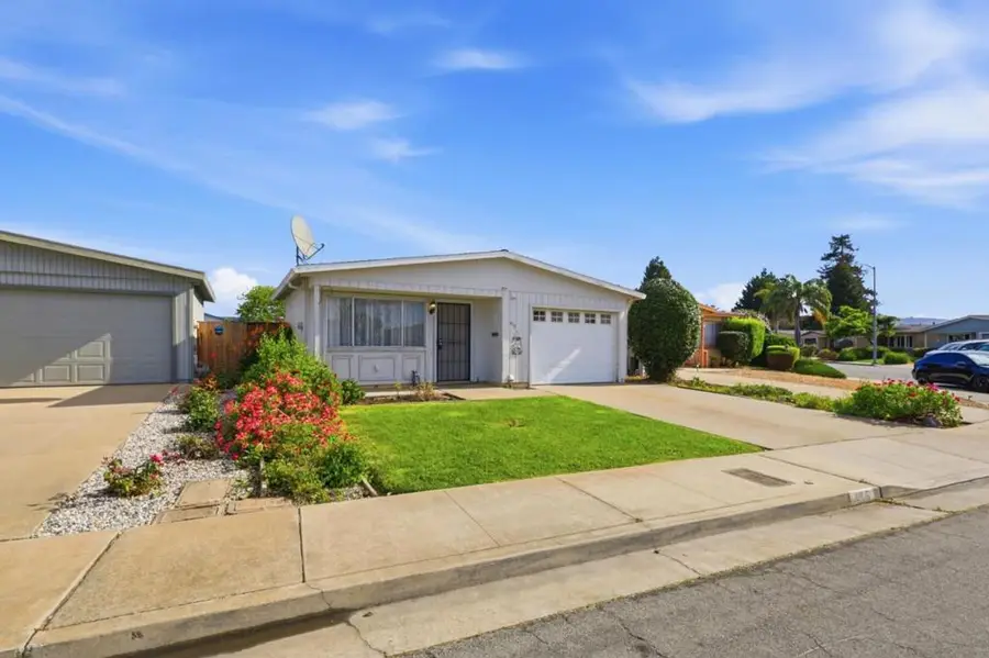 415 Spruce Circle, Watsonville, CA 95076 - #2