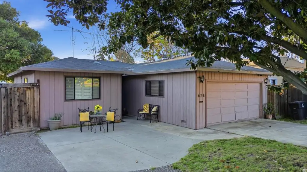 828 Weeks Street, East Palo Alto, CA 94303 - #1